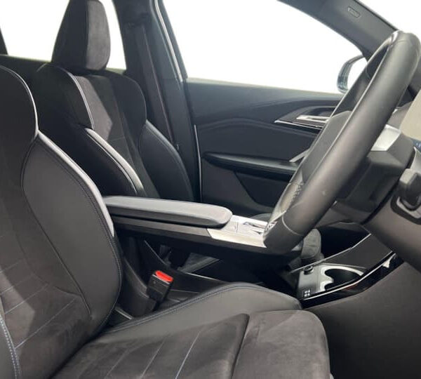 BMW iX2 M Sport Pro + £2k Cash or £30,000 Cash alt - Image 20