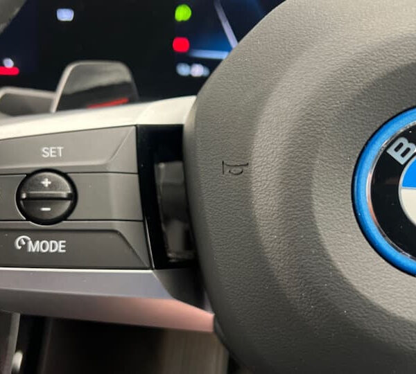 BMW iX2 M Sport Pro + £2k Cash or £30,000 Cash alt - Image 23