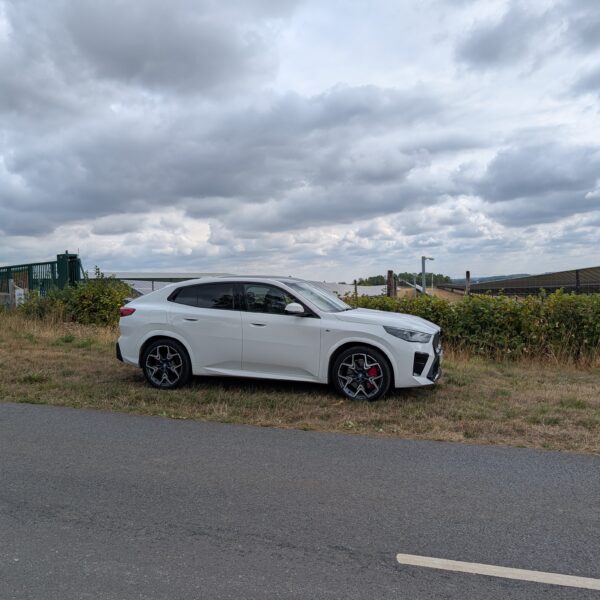 BMW iX2 M Sport Pro + £2k Cash or £30,000 Cash alt - Image 2