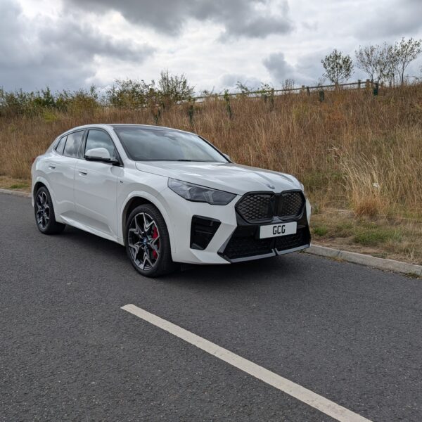 BMW iX2 M Sport Pro + £2k Cash or £30,000 Cash alt - Image 4
