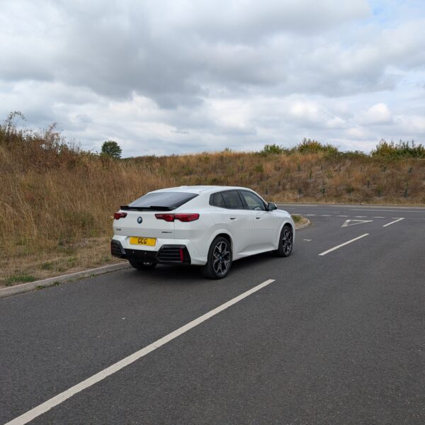 BMW iX2 M Sport Pro + £2k Cash or £30,000 Cash alt - Image 9